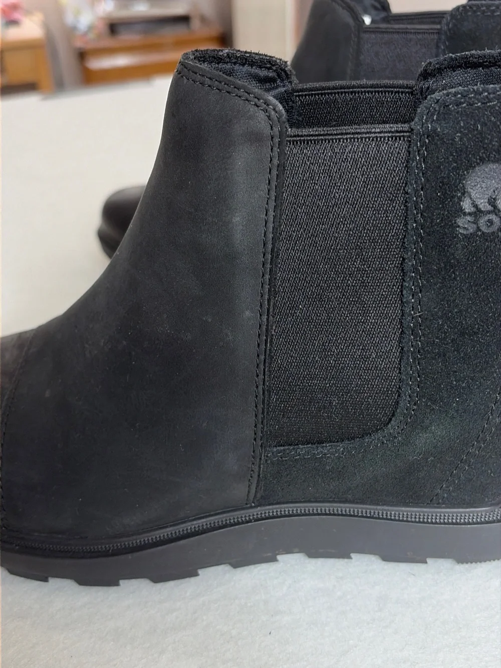 SOREL Women's Evie II Chelsea Boots., size 9